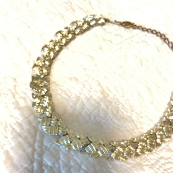 Vintage Light Gold Chain Statement Necklace - Picture 6 of 6